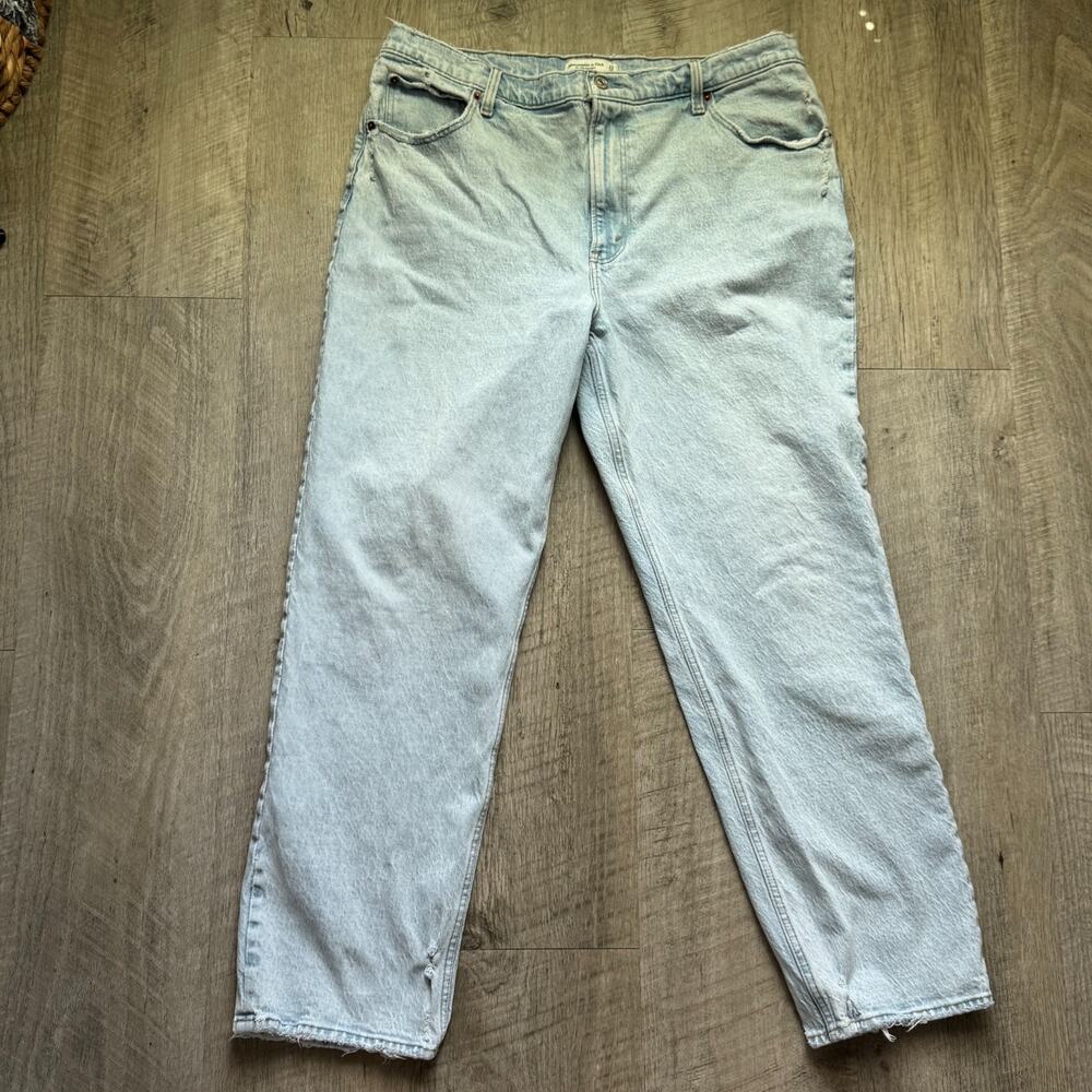 Abercrombie & Fitch The 90s Straight Curve Love Ultra High Rise Jeans 33 16R